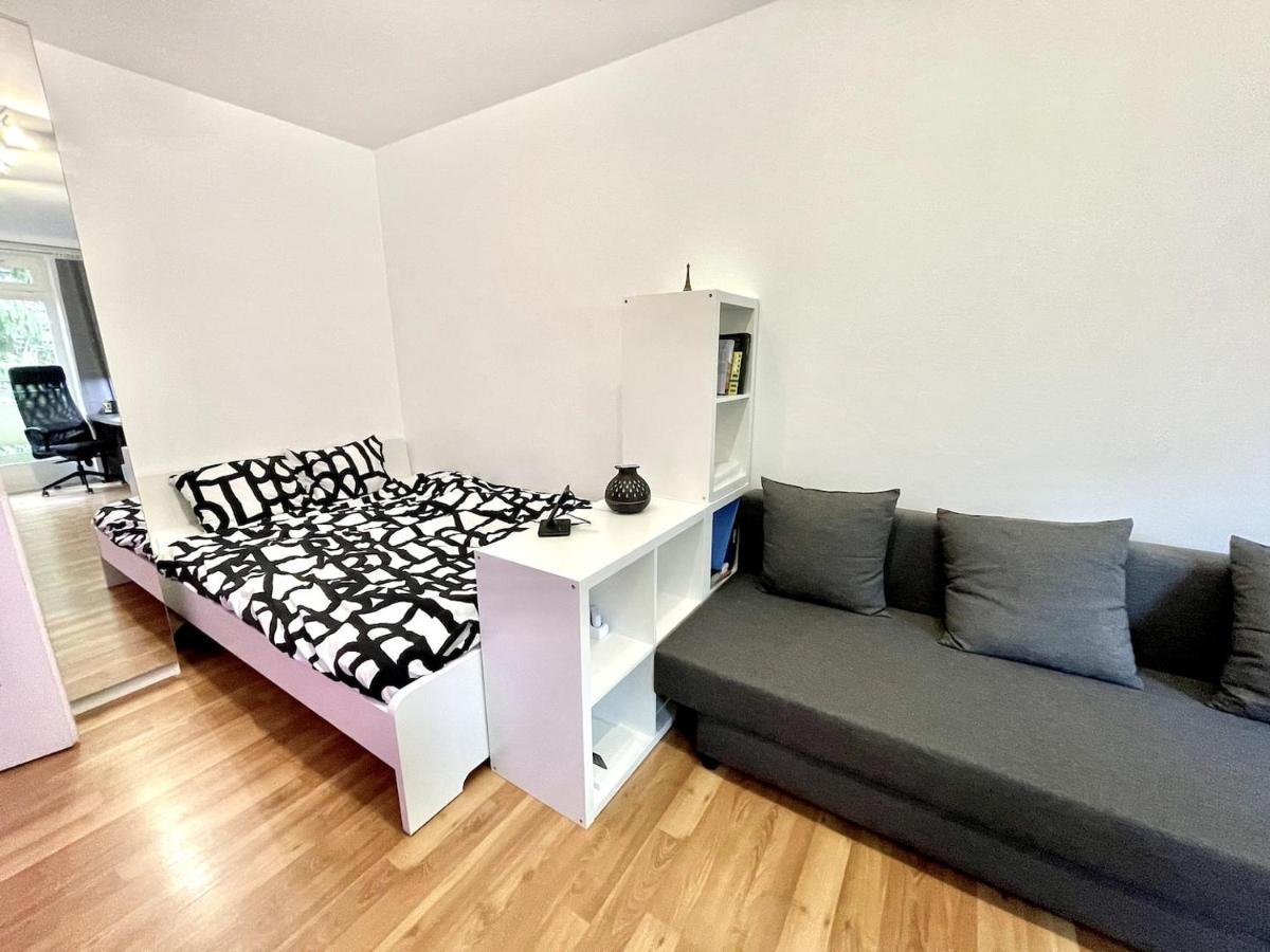 Free Parking - Quiet Apartment With Wi-Fi And Kitchen Innsbruck Bagian luar foto