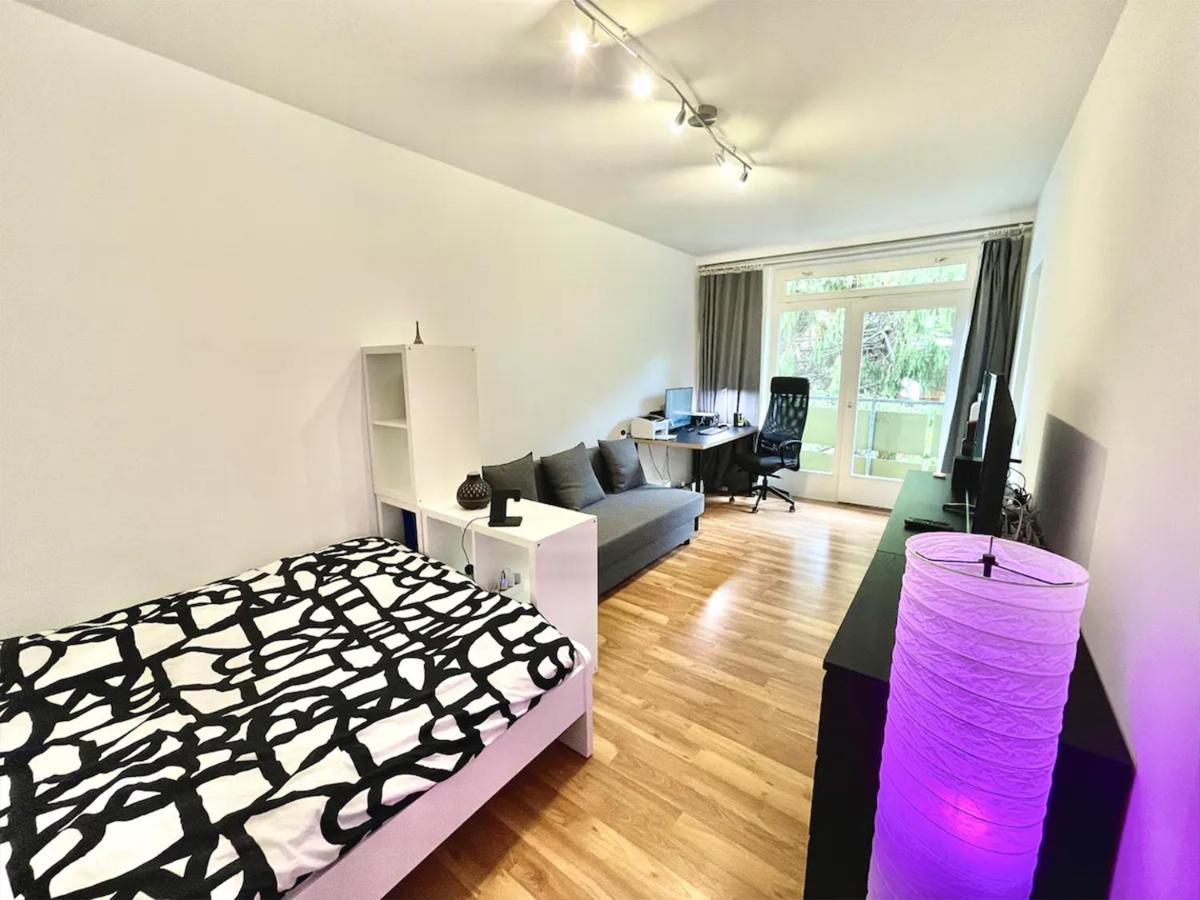 Free Parking - Quiet Apartment With Wi-Fi And Kitchen Innsbruck Bagian luar foto